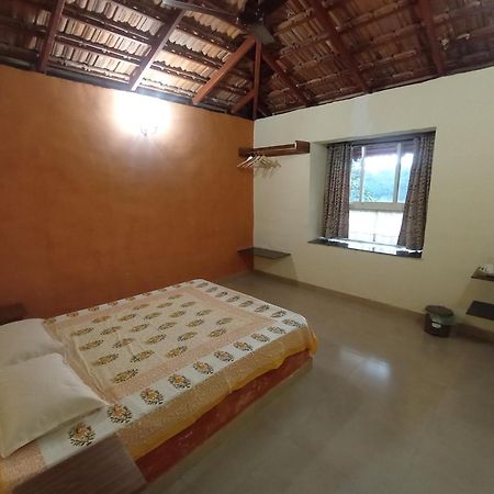 Sarvoday Eco Homestay, Sawantwadi Zewnętrze zdjęcie